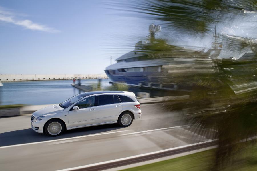  Mercedes-Benz R-Class 2011 года  (фото 66 из 186)